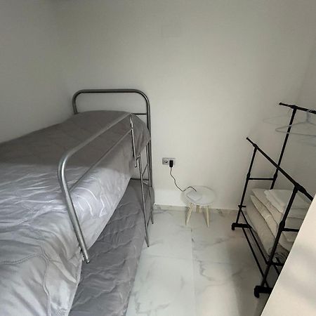 Apartamentos Cala Crancs Salou Bagian luar foto