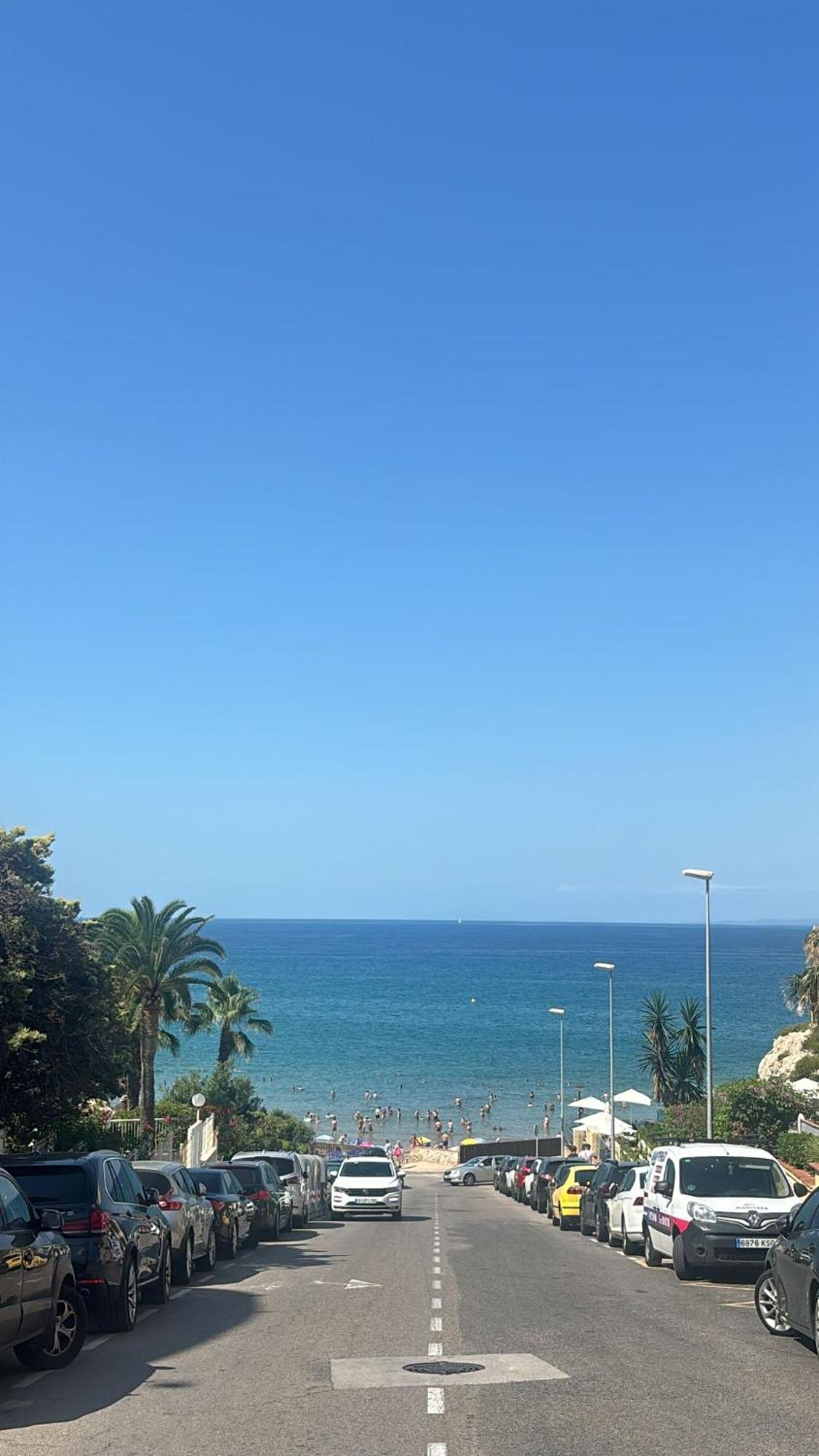 Apartamentos Cala Crancs Salou Bagian luar foto