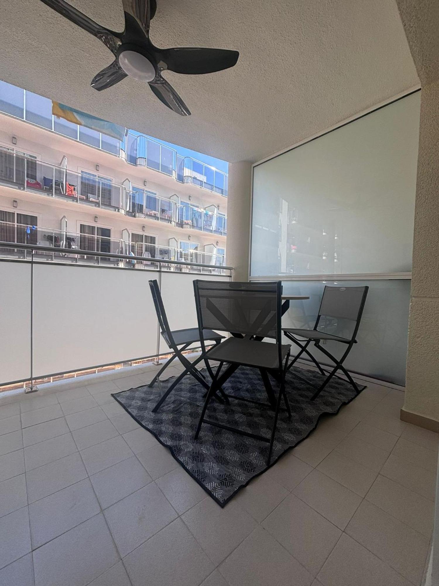 Apartamentos Cala Crancs Salou Bagian luar foto